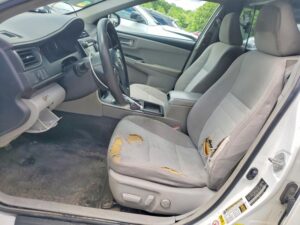 Side / Interior